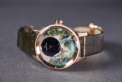 手表卖市场价_深圳横岗雅克德罗手表回收,属于什么档次？